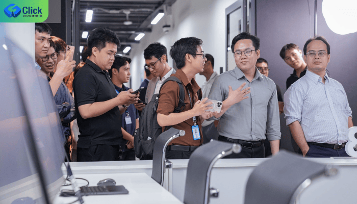 VNG ra mắt OmniAI Marketing Hub hỗ trợ doanh nghiệp đa kênh VNG ra mắt OmniAI Marketing Hub hỗ trợ doanh nghiệp đa kênh